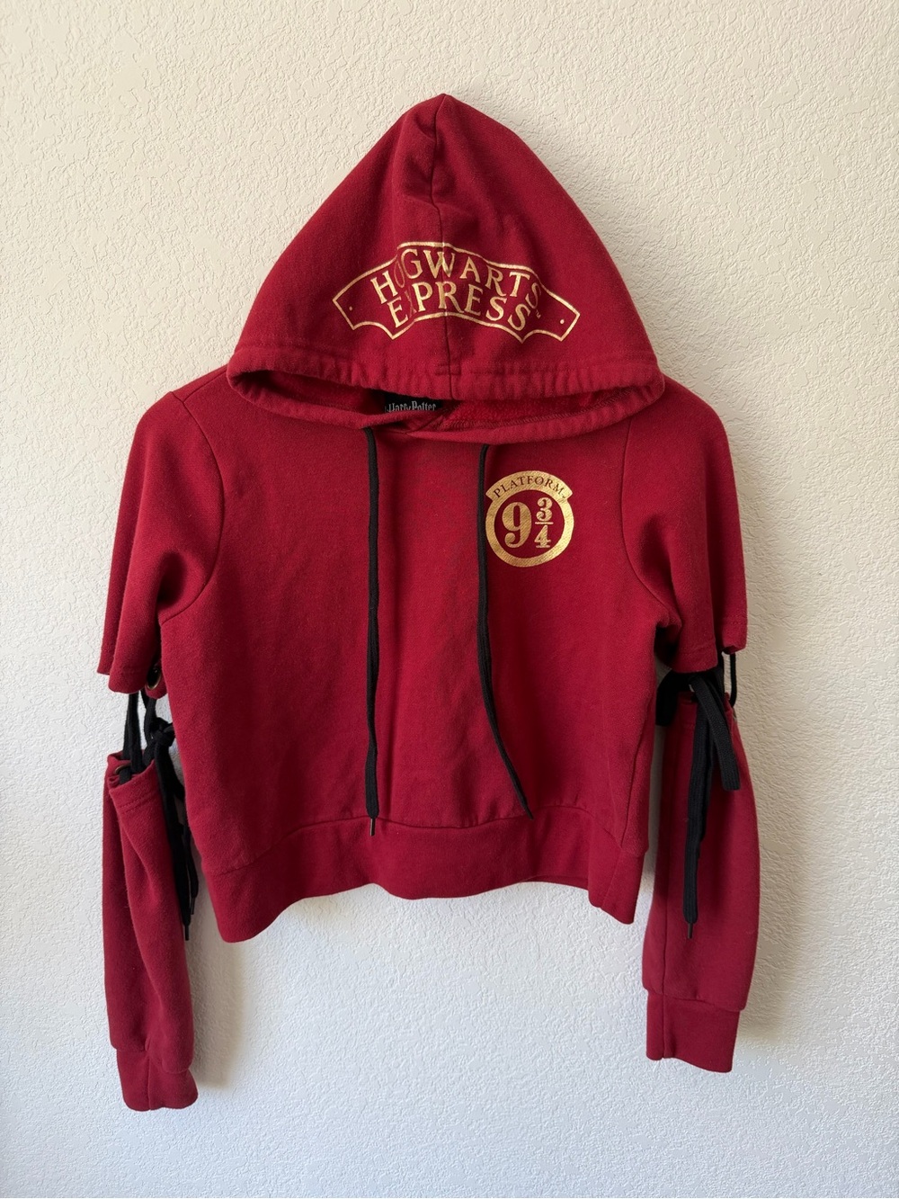 Harry Potter Hogwarts Express Tie Sleeve
Hoodie - Picture 3 of 12